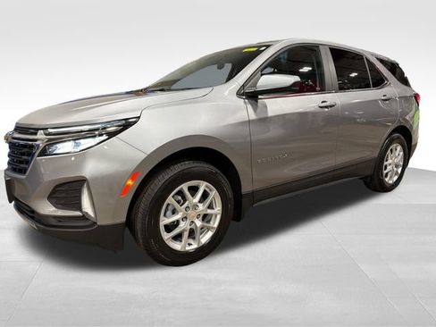 Used 2023 Chevrolet Equinox LT AWD/4WD image 1