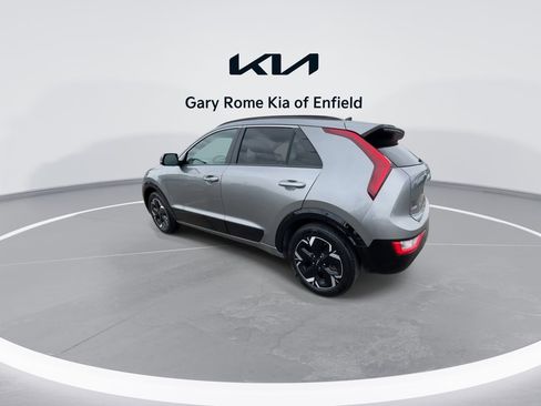 Used 2023 Kia Niro Wind w/ Wind Preserve Package FWD image 6