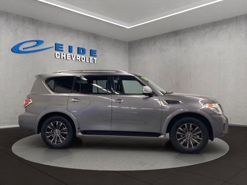Used 2017 Nissan Armada Platinum w/ Interior Lighting Package image 2