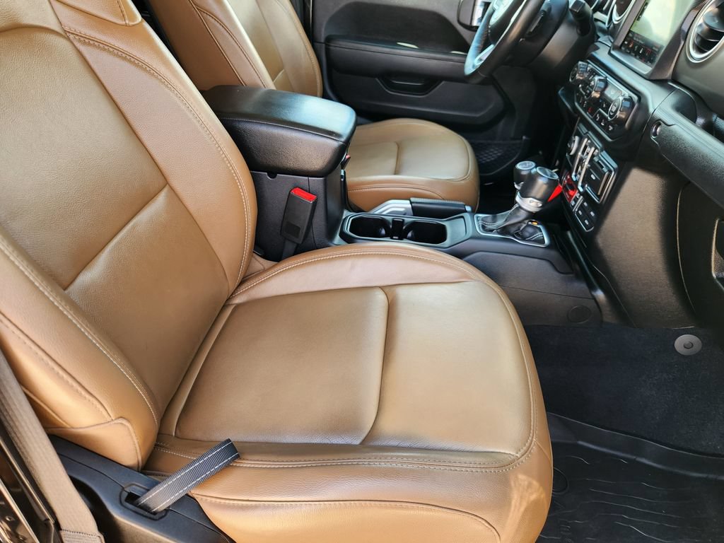 Used 2020 Jeep Gladiator Rubicon AWD/4WD image 14