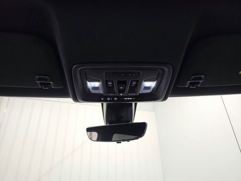 Used 2022 Chevrolet Silverado 1500 High Country w/ Technology Package AWD/4WD image 27