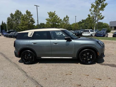 New 2025 MINI Cooper Countryman S image 8