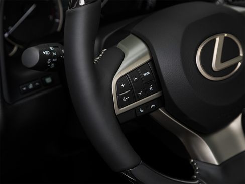 Used 2018 Lexus RX 450h AWD w/ Premium Package image 49