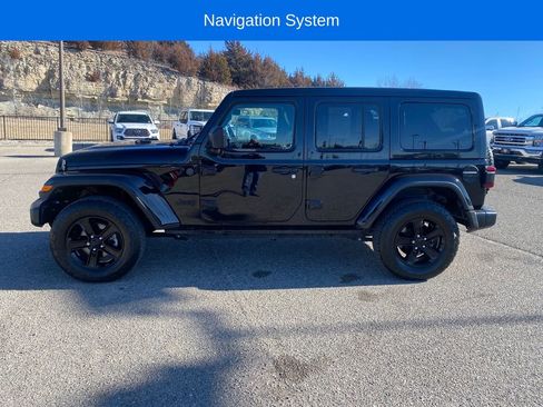 Used 2023 Jeep Wrangler Sahara image 3