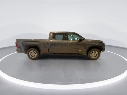 Used 2023 Toyota Tundra SR5 w/ SR5 Premium Package AWD/4WD image 9