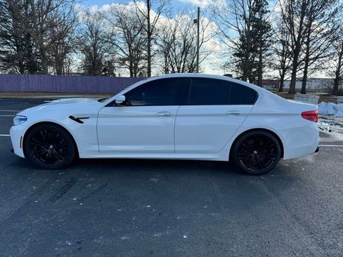 Used 2018 BMW M5 w/ Executive Package image 4