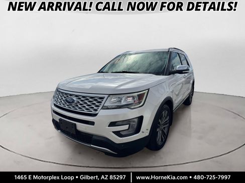 Used 2017 Ford Explorer Platinum AWD/4WD image 1
