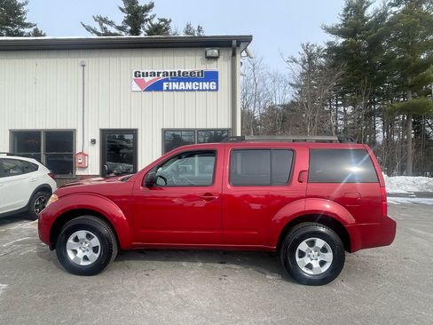 Used 2012 Nissan Pathfinder S image 7