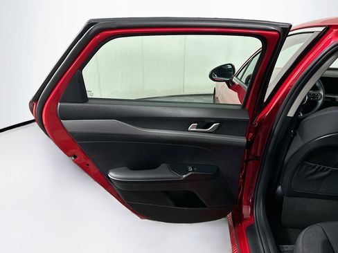 Used 2025 Kia K5 LXS image 25