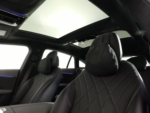Used 2023 Mercedes-Benz EQS AMG 4MATIC image 23