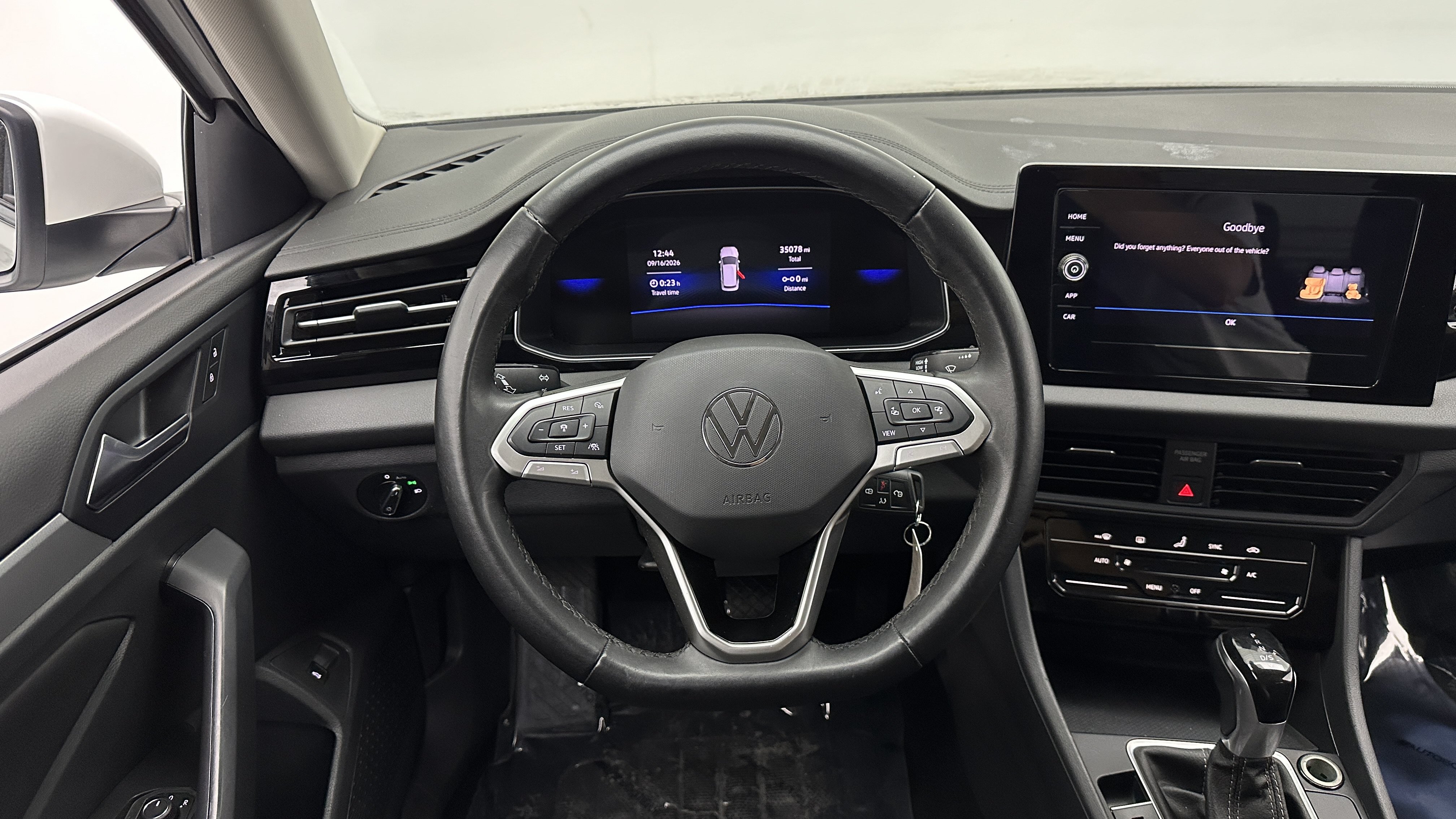 Used 2025 Volkswagen Jetta S FWD image 26