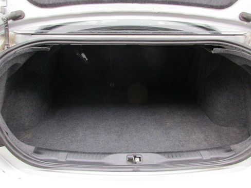 Used 2011 Nissan Sentra 2.0 SL w/ SL Special Value Pkg image 28