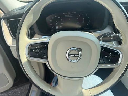 Used 2018 Volvo XC60 T5 Inscription w/ Luxury Seat Package AWD/4WD image 10