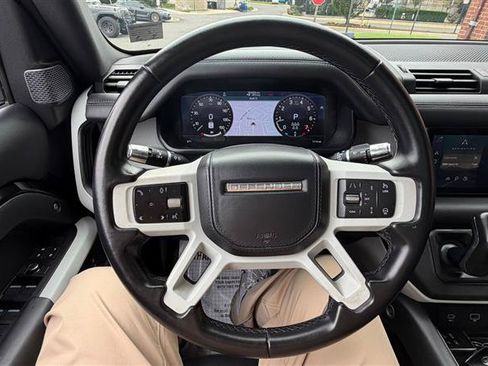 Used 2020 Land Rover Defender 110 HSE AWD/4WD image 31