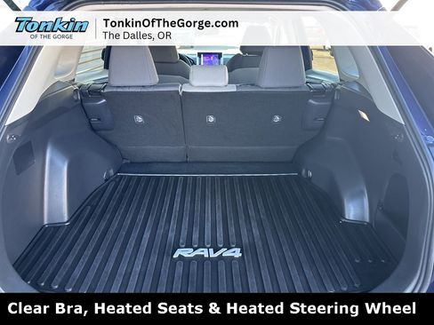 Used 2023 Toyota RAV4 XLE image 5