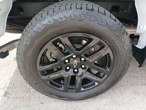 Used 2025 Chevrolet Silverado 1500 Custom RWD image 56