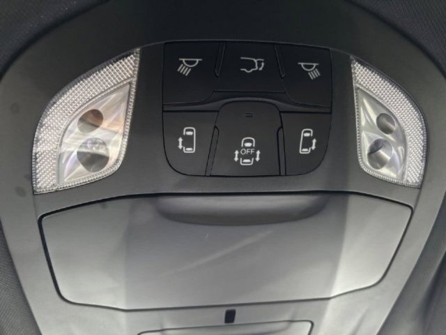 Used 2024 Chrysler Pacifica Touring FWD image 26
