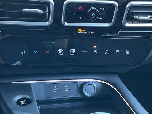 New 2026 Nissan Sentra SV w/ SV Convenience Package image 31