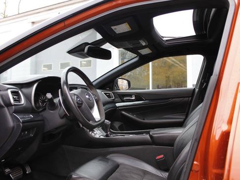 Used 2019 Nissan Maxima SR w/ Premium Package FWD image 39