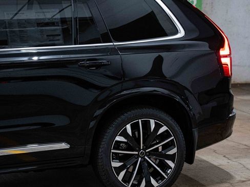 New 2026 Volvo XC90 T8 Plus image 4