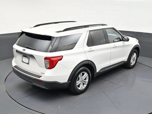 Used 2020 Ford Explorer XLT w/ Equipment Group 202A RWD image 16