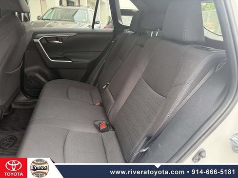 Used 2023 Toyota RAV4 SE w/ SE Grade Weather Package AWD/4WD image 17
