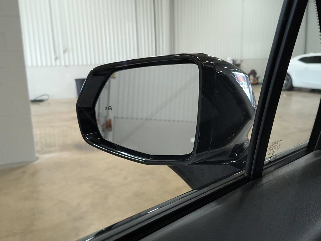 Used 2024 Honda Prologue Touring image 19