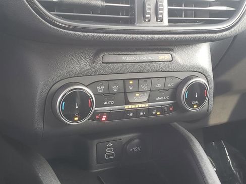 Used 2024 Ford Escape ST-Line image 39