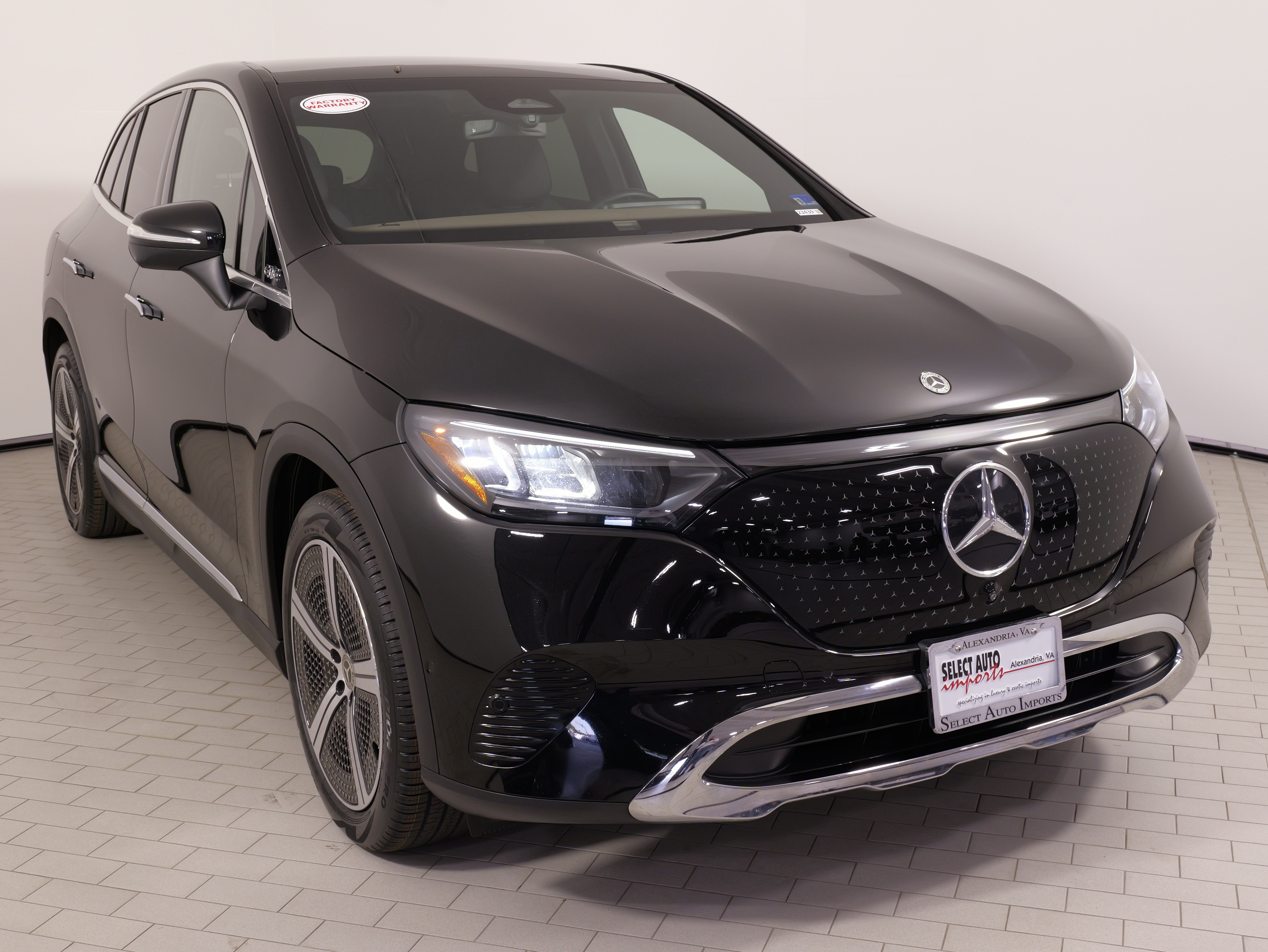 Used 2023 Mercedes-Benz EQE 350+ 4MATIC SUV image 5
