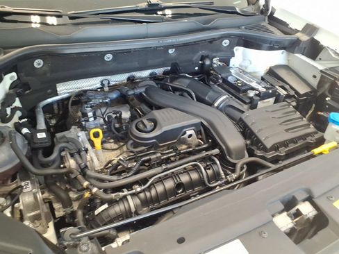 Used 2022 Volkswagen Taos SEL AWD/4WD image 22