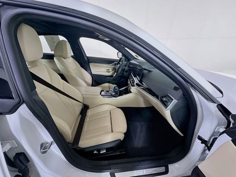 Used 2023 BMW i4 eDrive35 w/ Premium Package image 34