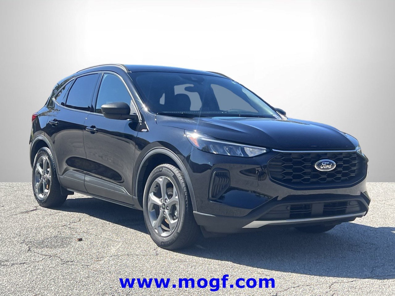 Used 2025 Ford Escape ST-Line FWD image 4