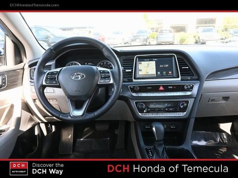 Used 2018 Hyundai Sonata Limited w/ Limited Ultimate Package 03 image 8