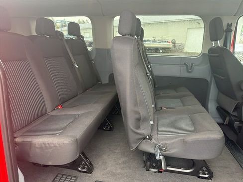 Used 2017 Ford Transit 150 XL image 22