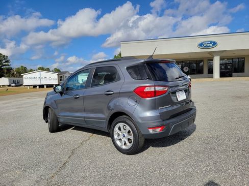 Used 2021 Ford EcoSport SE image 3