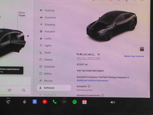 Used 2022 Tesla Model Y Performance image 15