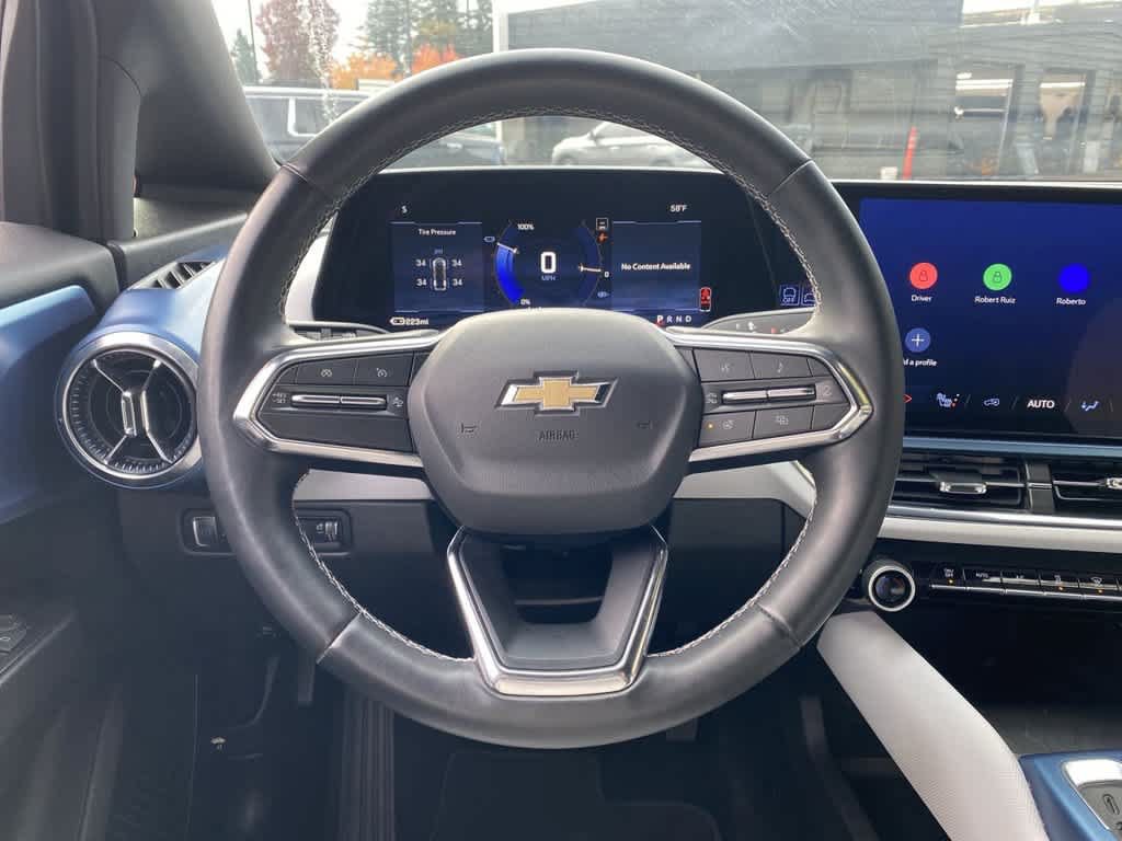 Used 2024 Chevrolet Equinox EV LT w/ LPO, Active Package AWD/4WD image 19