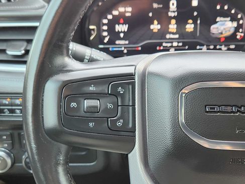 Used 2022 GMC Yukon Denali AWD/4WD image 19