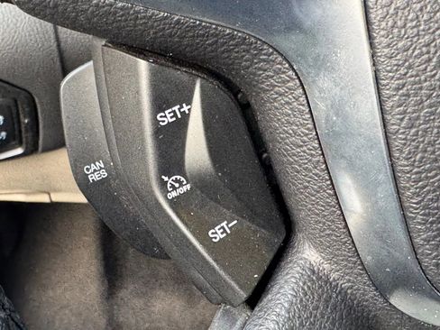 Used 2016 Ford Focus Electric Hatchback w/ Exterior Protection Package image 23