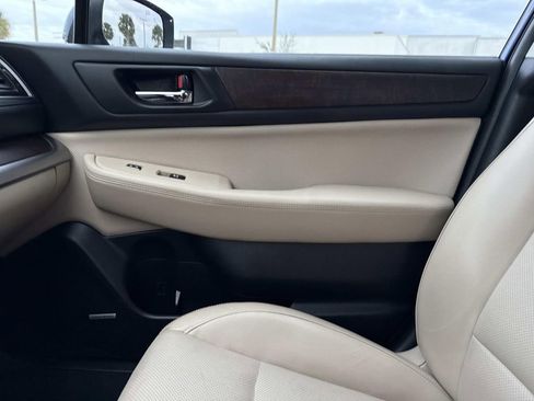 Used 2016 Subaru Outback 3.6R Limited image 29