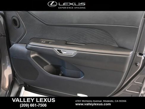 New 2026 Lexus ES 350e FWD image 19