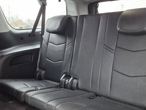 Used 2020 Cadillac Escalade ESV Luxury image 8