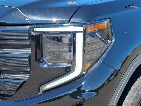 Certified 2024 GMC Sierra 1500 Elevation w/ X31 Off-Road Package image 9