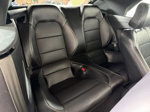Used 2022 Ford Mustang Premium image 15