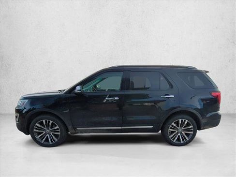 Used 2016 Ford Explorer Platinum image 8