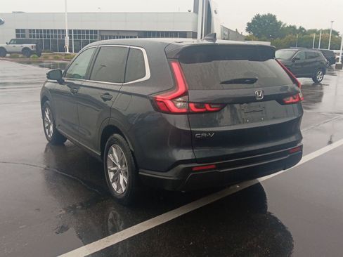 Used 2023 Honda CR-V EX image 7