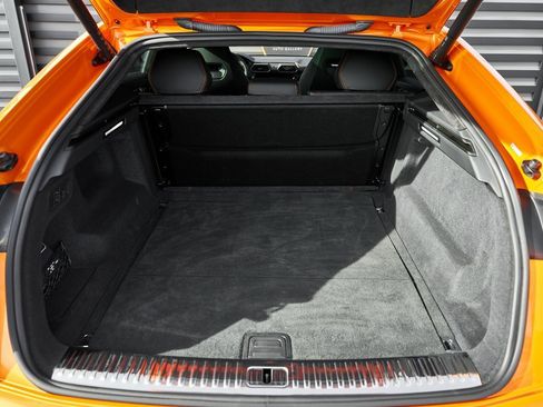 Used 2022 Lamborghini Urus image 17