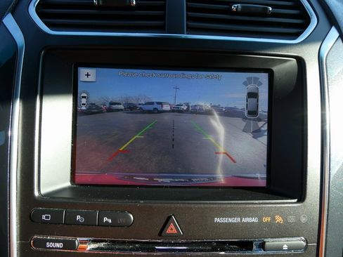 Used 2018 Ford Explorer Limited w/ Equipment Group 301A image 35