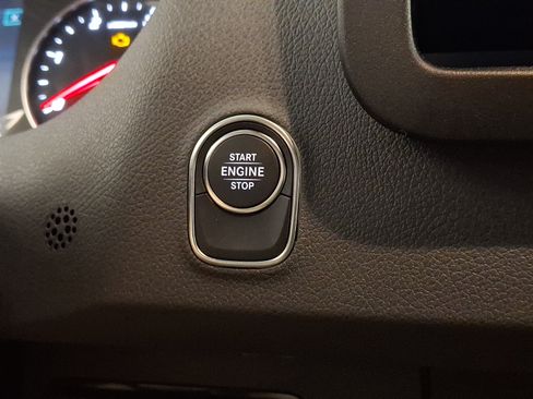 Used 2025 Mercedes-Benz Sprinter 2500 image 16