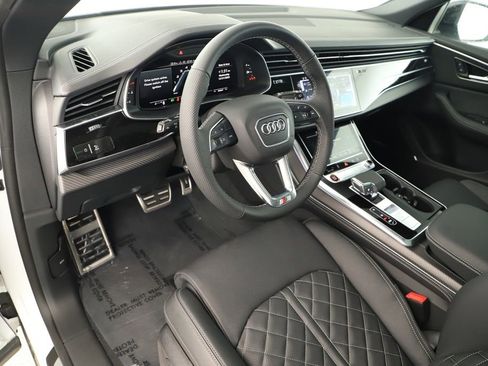 New 2026 Audi SQ8 Premium Plus image 15